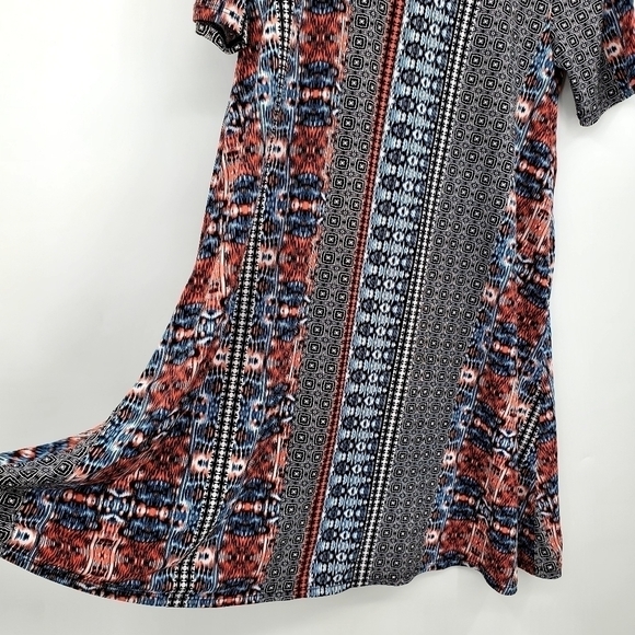 BCBGeneration Printed Mixed Media Swing Dress - Picture 2 of 8